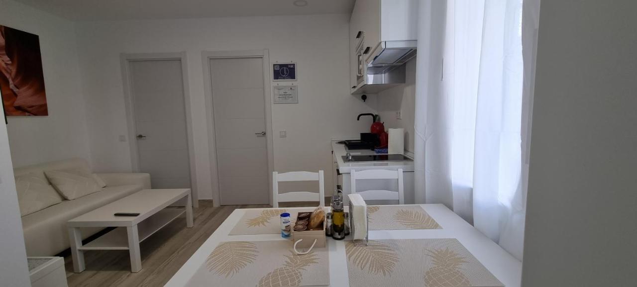 Apartamentos Tanez Santurce A Madrid Bagian luar foto