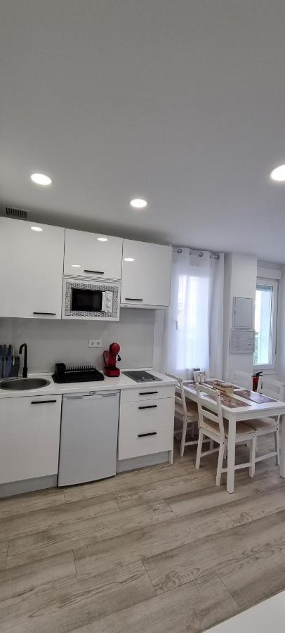 Apartamentos Tanez Santurce A Madrid Bagian luar foto