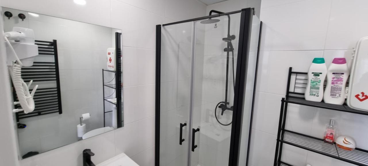 Apartamentos Tanez Santurce A Madrid Bagian luar foto