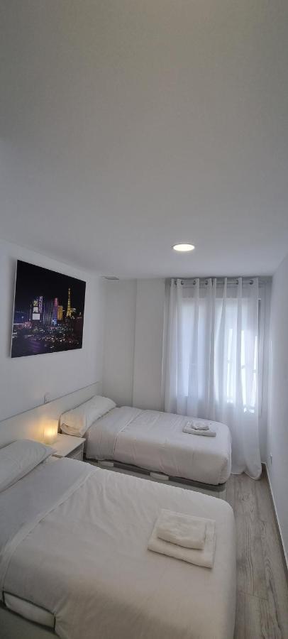 Apartamentos Tanez Santurce A Madrid Bagian luar foto