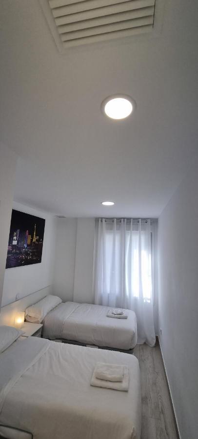Apartamentos Tanez Santurce A Madrid Bagian luar foto