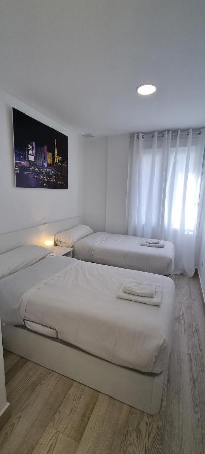 Apartamentos Tanez Santurce A Madrid Bagian luar foto