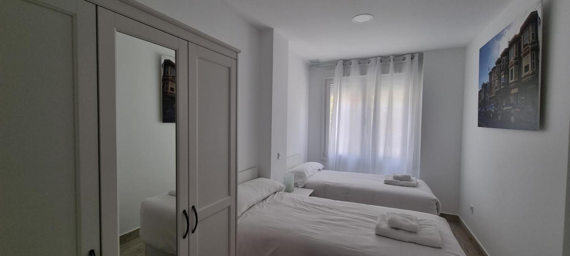 Apartamentos Tanez Santurce A Madrid Bagian luar foto